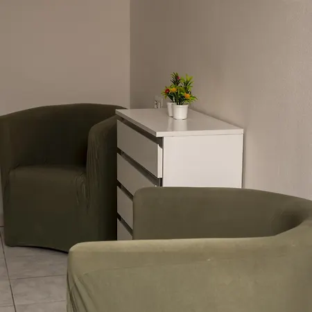Ross House * Cagliari